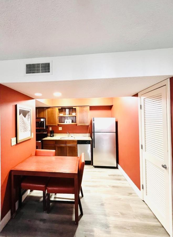 Tysons Corner Suites, A Baymont By Wyndham Vienna Exterior photo