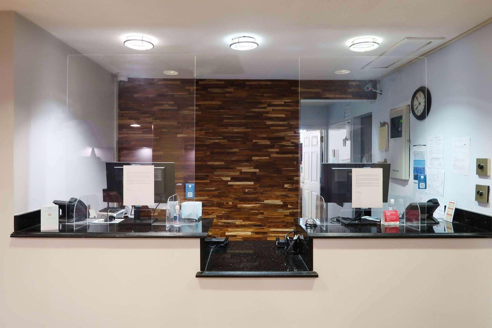 Tysons Corner Suites, A Baymont By Wyndham Vienna Exterior photo